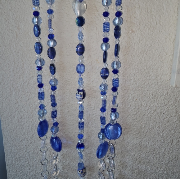 Horseshoe crystal beaded suncatcher with Owls. One of a kind. Hand made. - Picture 12 of 16